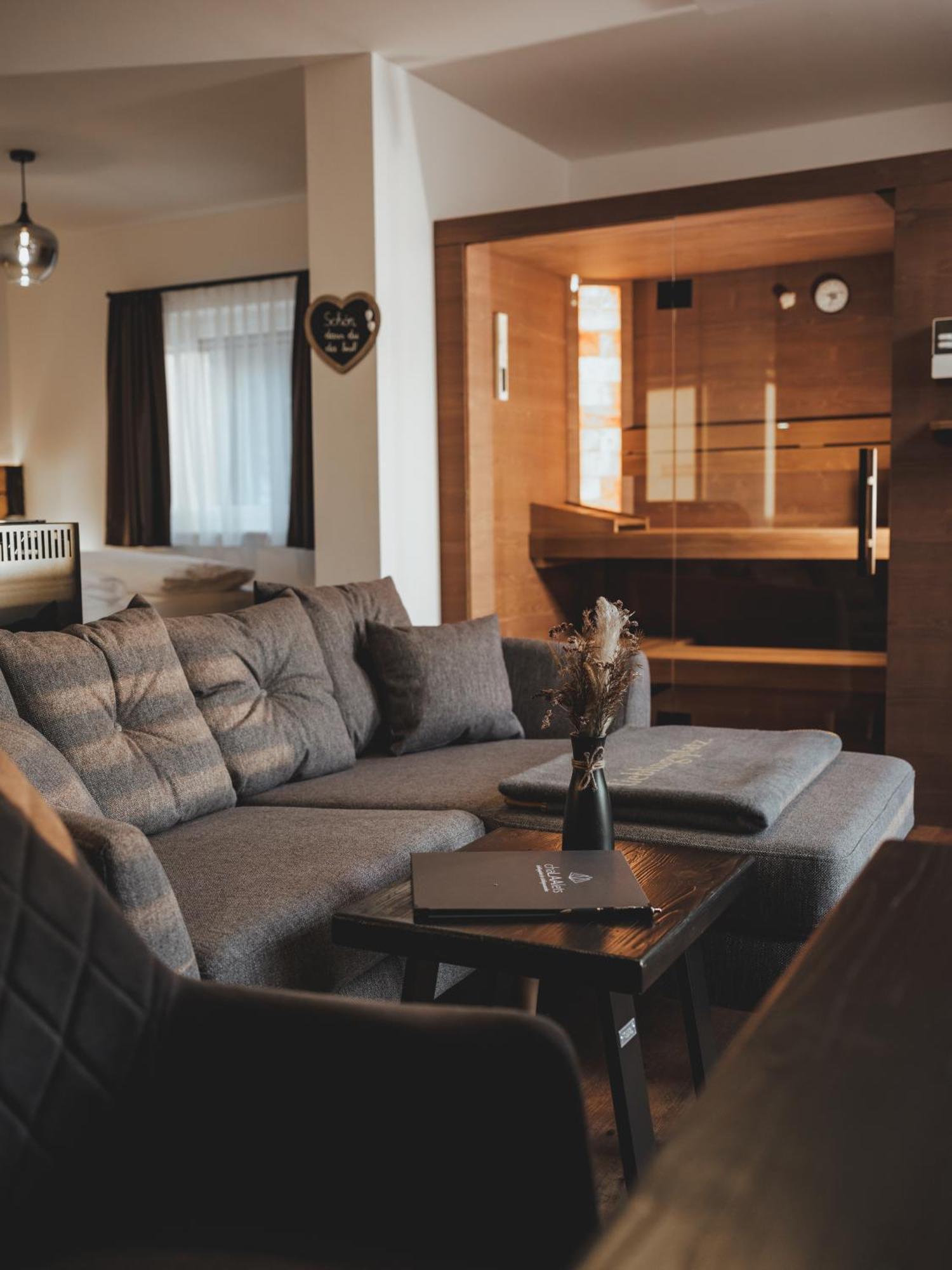 Chalaalets Villa Laa an der Thaya Ngoại thất bức ảnh